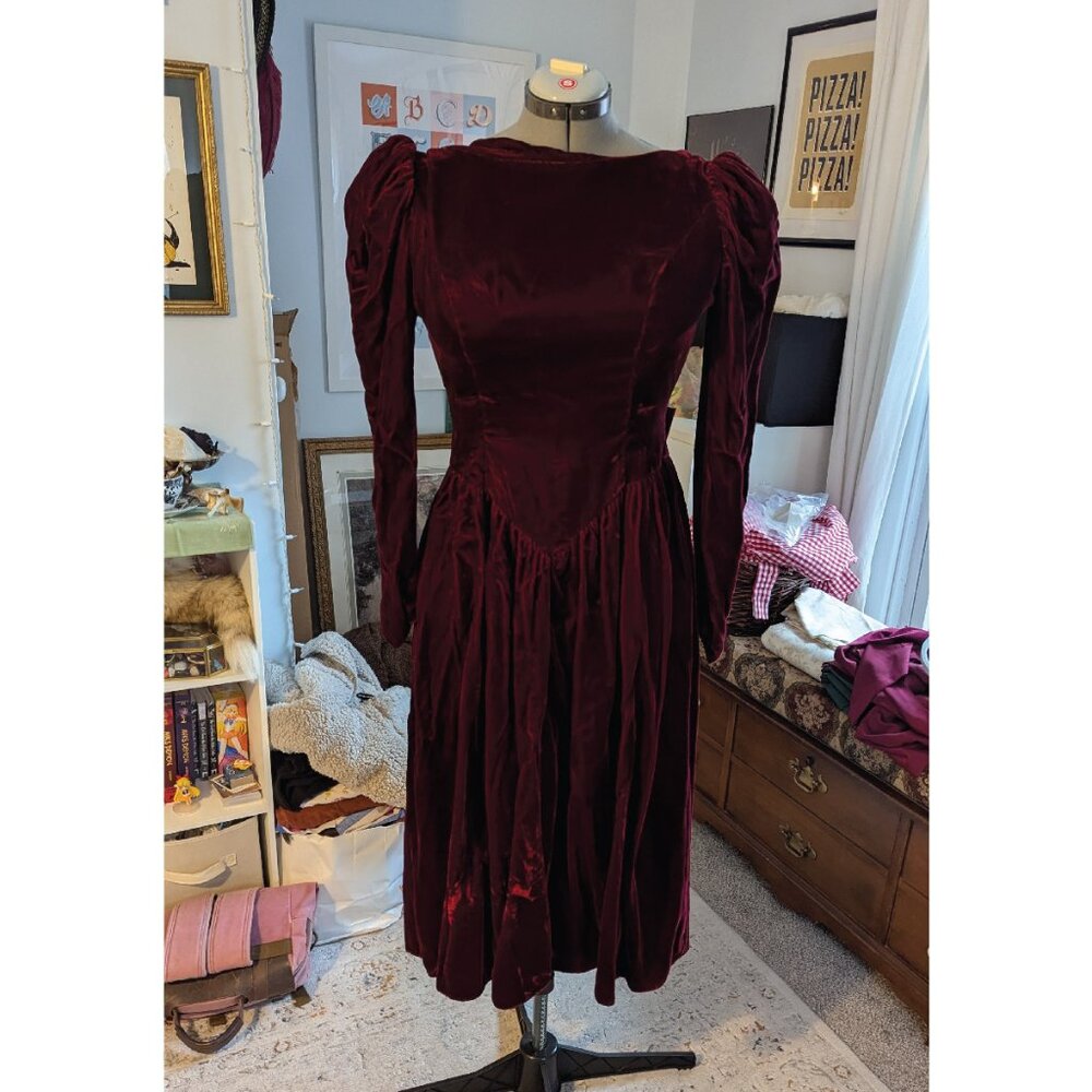 VINTAGE Union Made is USA Red Velvet Formal Dress